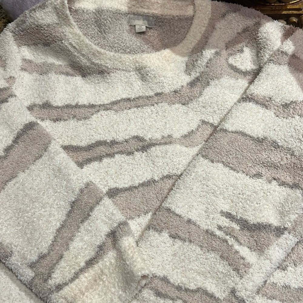 New Barefoot Dreams 2X sweater